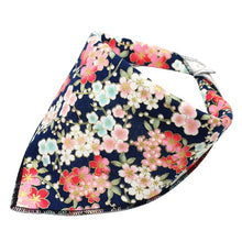 Load image into Gallery viewer, Bandana flower