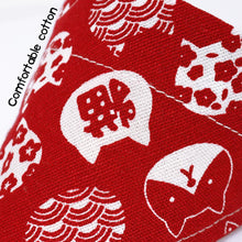 Load image into Gallery viewer, Bandana Cats
